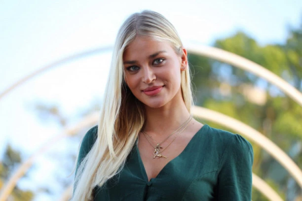 (FOTO) Zgodna manekenka šokirala javnost, NEPREPOZNATLJIVA: Sofija Milošević sada IZGLEDA OVAKO?!