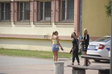 I Luna završila u zemunskoj bolnici gde leži Darko Lazić!