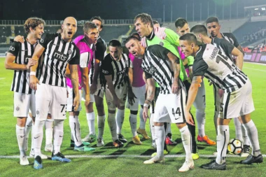 (VIDEO) GRMI SA SVIH STRANA: "Da im vratimo!" Bivši Partizanovci BODRE pred meč sa Bešiktašem!