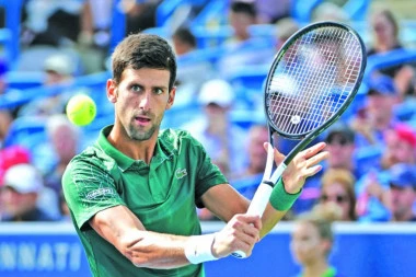 "Novakova igra nije sa ovog sveta, najbolji je u istoriji tenisa"!