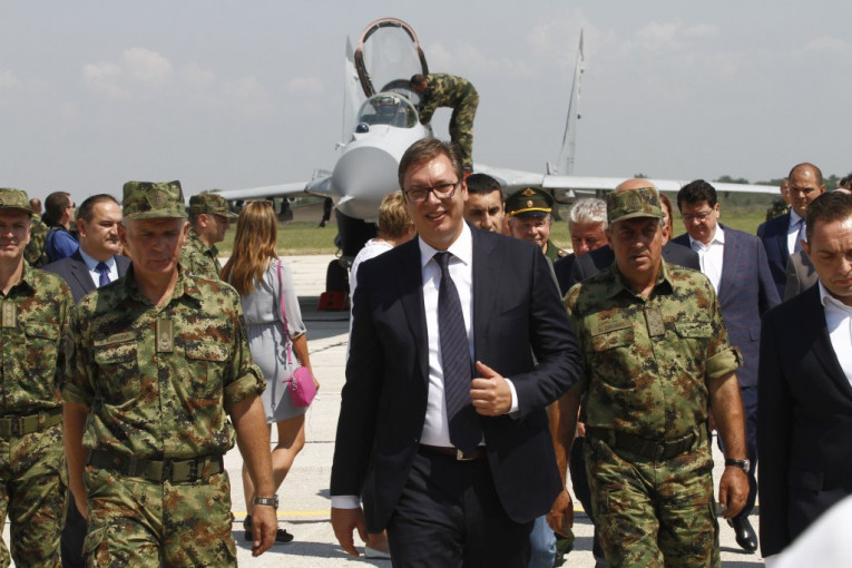 Vučić sutra na prezentaciji novih helikoptera u Batajnici