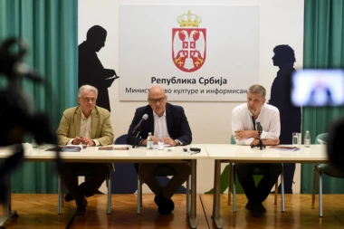 SRBIJA OD PEKINGA DO MOSKVE