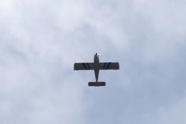 Šok snimak sa ratišta: Pogledajte kako su vojnici na Kosovu oborili "Predatora", na licu mesta odmah izašao narod