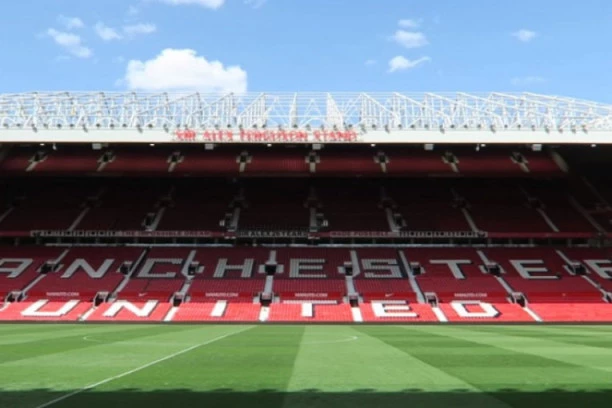 TUGA: Junajted ostao bez legendarnog fudbalera!