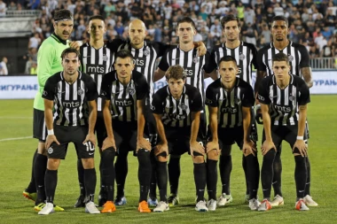 Zbog SKANDALOZNOG POTEZA fudbaler Partizana propušta DERBI!