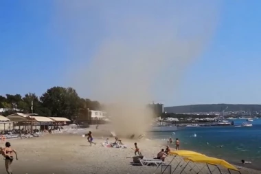 ZASTRAŠUJUĆI SNIMAK PEŠČANOG ĐAVOLA: Pojavio se iznenada, ljudi beže u panici!