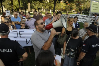 JANKOVIĆ SE UPLAŠIO OD SIME SPASIĆA