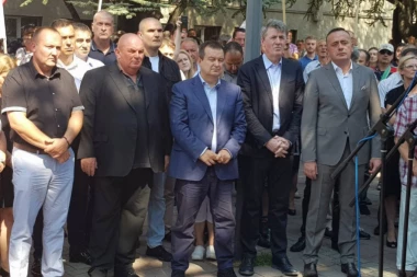 NIKADA NEĆEMO PRIZNATI NEZAVISNO KOSOVO: Dačić i Palma na skupu u Majdanpeku