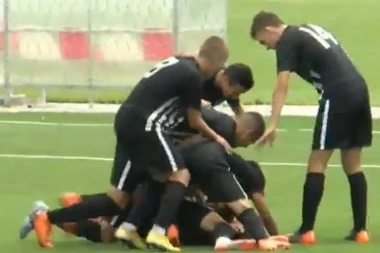 NAKON OMLADINACA I KADETI SLAVILI: Crno-beli pobedili u još jednom večitom derbiju!