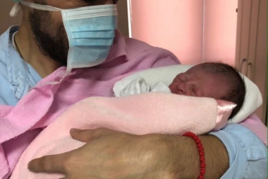 (FOTO) ČESTITAMO: Vladimir Stojković postao tata po treći put!