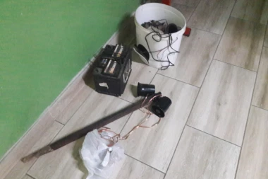 KRIVOLOV NE JENJAVA: Koriste specijalne vabilice i divljač vuku u sigurnu smrt