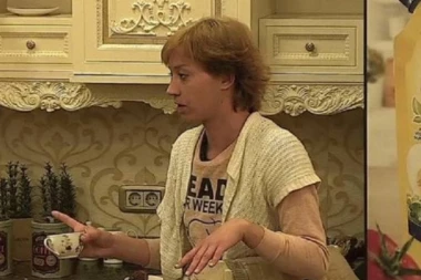 ALEKSANDRA OPLELA PO CIMERIMA: Oni su plitki i glupi!