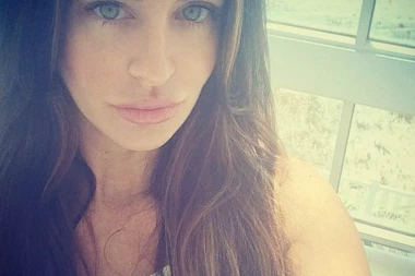 DETALJI UBISTVA PLEJBOJ ZEČICE!