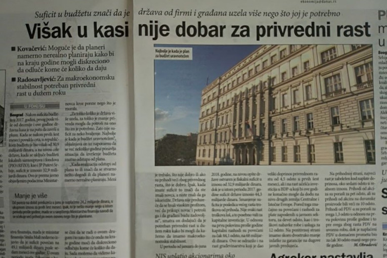 (FOTO) OBRNULI IGRICU! Kritikuju Vučića zbog SUFICITA u budžetu?!