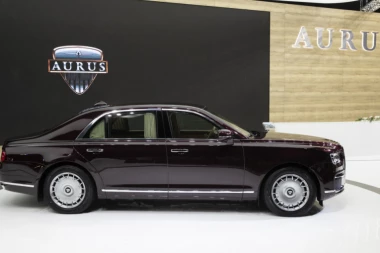 OD SKICE DO ASFALTA: Ovako je nastala Putinova limuzina (VIDEO)