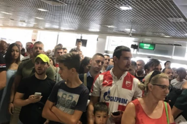 (VIDEO) "Delije" dočekale svoje heroje