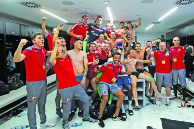 NOĆ KAD SE VREME VRATILO: Zvezdina godina iz snova iz Degenekovog ugla