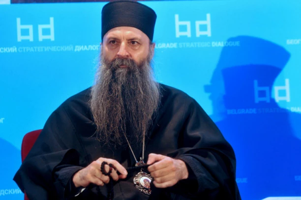 Porfirije: Zemljotres ne zna ko je ko, ne bira i ne deli ljude po načinu na koji se mole bogu, kojoj crkvi pripadaju i kom narodu