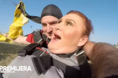 (VIDEO) NOVA SEZONA "PREMIJERA-VIKEND SEPCIJALA: Učesnica "ZADRUGE" pred kamerama SKOČILA IZ AVIONA!