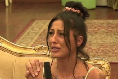 IZABELA PREŽIVELA PAKAO: Dečko je tukao i maltretirao!