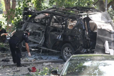 Slučaj voditeljke Pinka: EKSPLOZIJU DŽIPA NARUČIO ZADRUGAR?