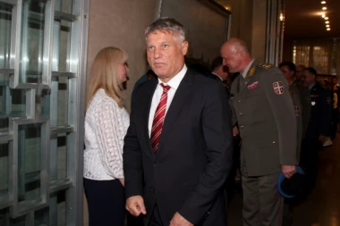 LAZANSKI: Protiv Republike Srpske vodi se specijalni rat samo sa JEDNIM CILJEM!