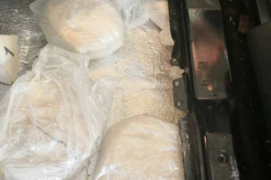 Kondukter rasturao drogu po Evropi: Novi detalji hapšenja Srbina u vozu, Slovenci stavili lisice na ruke teškom kriminalcu