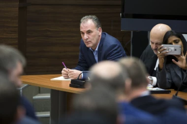 PRIŠTINA PREDLOŽILA NOVI PREGOVARAČKI TIM: Na čelu ekipe Haradinajev čovek - Fatmir Ljimaj!