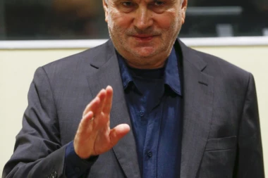 Stanišić je bio agent CIA: Šokantno svedočenje bivšeg ambasadora Velike Britanije pred sudom u Hagu