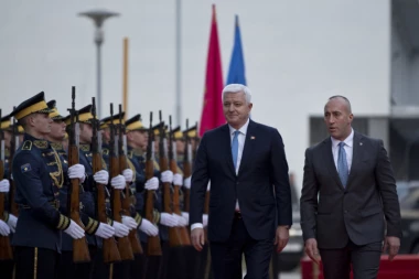 AGENTI MI6 PREKO DUŠKA MARKOVIĆA I HARADINAJA UDARAJU NA BEOGRAD!