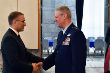 STEFANOVIĆ SA DELEGACIJOM OHAJA: Nastavićemo saradnju u oblasti vanrednih situacija