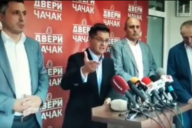 (VIDEO) IZDAJA UŽIVO! Jeremić, Đilas i Obradović poručili strancima da će se lako dogovoriti oko Kosova!