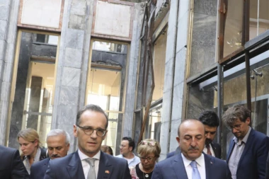 ČAVUŠOGLU I MAS "PEGLAJU" TURBULENTNE ODNOSE ANKARE I BERLINA