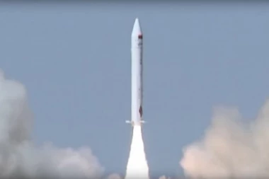 (VIDEO) I KINEZI IMAJU SVOG TESLU: Privatna kompanija lansirala satelit