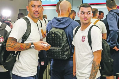 (VIDEO) KOLAROV I MITROVIĆ JASNI: Opreznije u nastavku! Kapiten "Orlova" poslao PORUKU NAVIJAČIMA!