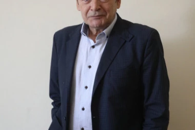 IMAM 20 METASTAZA NA JETRI: Potresna ispovest glumca Tihomira Stanića o borbi sa najtežom bolešću