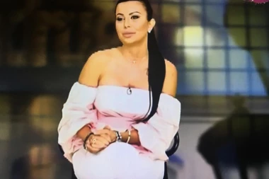 (FOTO) Ovo je majka Olje Bajrami: Bavi se politikom!