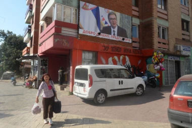 SRBI SA KOSOVA PORUČUJU VUČIĆU: Jedini vrediš, verujemo u tebe, dobro nam došao, predsedniče!