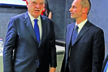 TOLE NUDIO ARKANU  100.000 MARAKA!