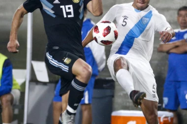 "SLUČAJ" ILIJA PEKOVIĆ NA ARGENTINSKI NAČIN: Đovani bi kod Ćola