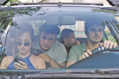 PALA POSLEDNJA KLAPA Serija "JUTRO ĆE PROMENITI SVE" okupila čak 218 glumaca, emitovanje u oktobru