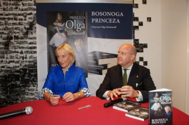 ŽIVOG BOSONOGE PLEMKINJE Ispovest poslednje princeze loze Romanovih