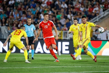 RUMUNI SE NE PREDAJU: Srbija ima meč loptu protiv Litvanije!