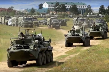 (VIDEO) RUSIJA DEMONSTRIRA SILU: Putin digao 300.000 vojnika, počele najveće vojne vežbe u istoriji