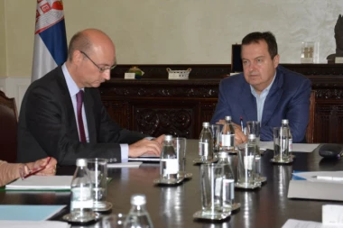 DAČIĆ I MONDOLONI O DOLASKU MAKRONA