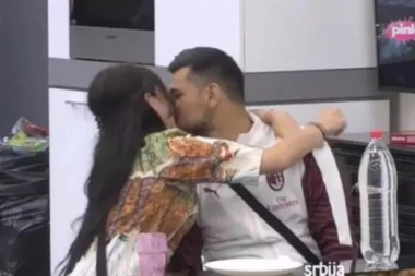 (VIDEO) REBEKA I BORA SANTANA SE POLJUBILI!