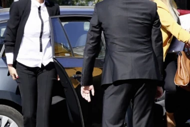 Ekskluzivno! Natašu zastupa advokat ove pevačice!