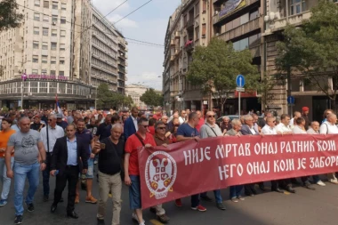 KAKAV MARŠ NA ULICAMA GLAVNOG GRADA! Hiljade srpskih ratnika krenulo na stogodišnjicu Solunskog fronta u odbranu otadžbine