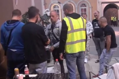 Obezbeđenje reagovalo: TOMA MU PRVO GOVORIO DA JE P*DER, A ONDA GA PLJUNUO!