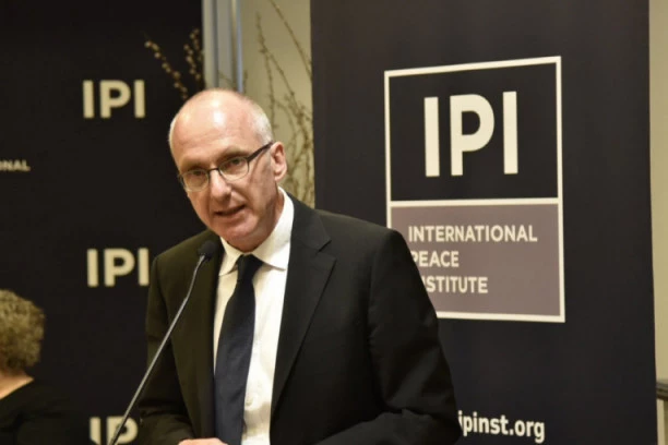 NEMAČKI AMBASADOR TOMAS ŠIB FRAPIRAO IZJAVOM! Opravdao bombardovanje, za Srbe rekao da su genocidni!